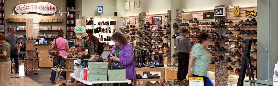 clarks shoes market mall calgary